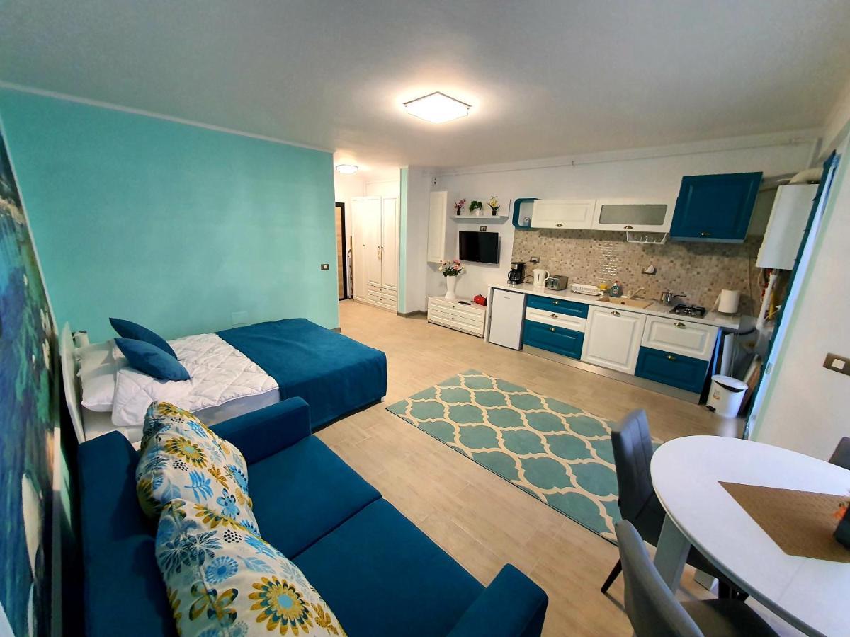 Alezzi Majestic Apartments 97 Năvodari المظهر الخارجي الصورة
